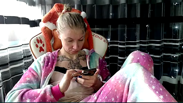 cold lollipop online show from February 20, 2026, 7:21 am