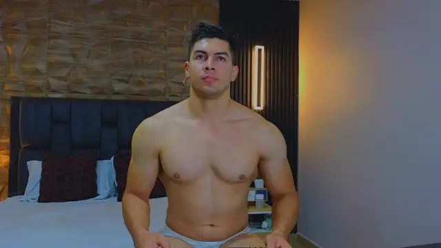 FelipeAndMarcello3 online show from March 3, 2025, 11:24 pm