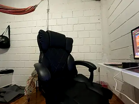 Max TheHorseDick online show from December 16, 2025, 2:05 am