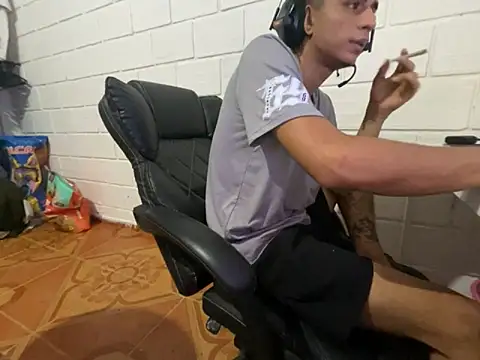 Max TheHorseDick online show from March 7, 2026, 4:37 pm