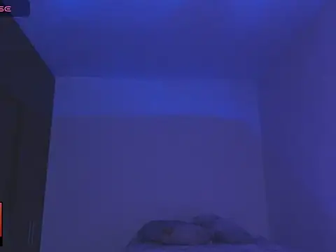 Snapshot of alien__show chatting on May 15, 2026, 5:58 am alien show online show from May 15, 2026, 5:58 am