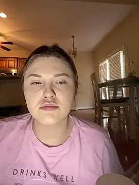 Snapshot of daddyarimm chatting on October 31, 2025, 3:24 pm daddyarimm online show from October 31, 2025, 3:24 pm