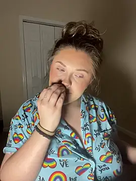 Snapshot of daddyarimm chatting on November 18, 2025, 10:47 pm daddyarimm online show from November 18, 2025, 10:47 pm