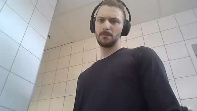 mycurve online show from March 23, 2026, 9:46 am