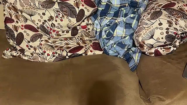 JuanPa secret online show from April 17, 2026, 5:54 am