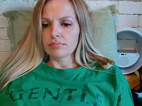 Angel girllovemy online show from November 2, 2025, 10:06 am