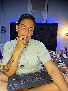 SunnyLovefg online show from October 4, 2025, 3:48 am