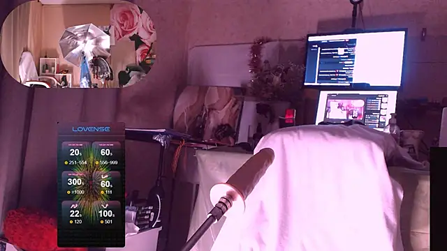 Snapshot of marycum2u chatting on February 20, 2025, 11:54 pm marycum2u online show from February 20, 2025, 11:54 pm