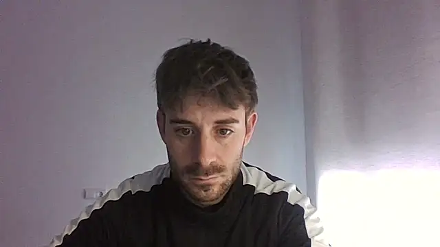 Snapshot of vargas90 chatting on January 8, 2026, 11:45 am vargas90 online show from January 8, 2026, 11:45 am