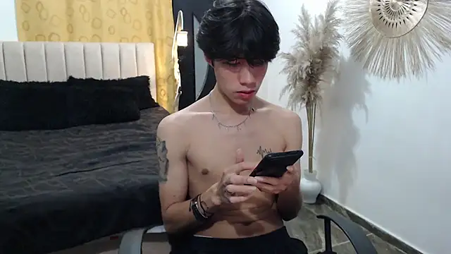 Snapshot of Elio-cam chatting on September 9, 2025, 2:22 am Elio-cam online show from September 9, 2025, 2:22 am