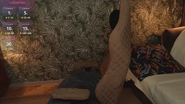 Snapshot of moi_sofi chatting on February 19, 2026, 7:32 pm moi sofi online show from February 19, 2026, 7:32 pm