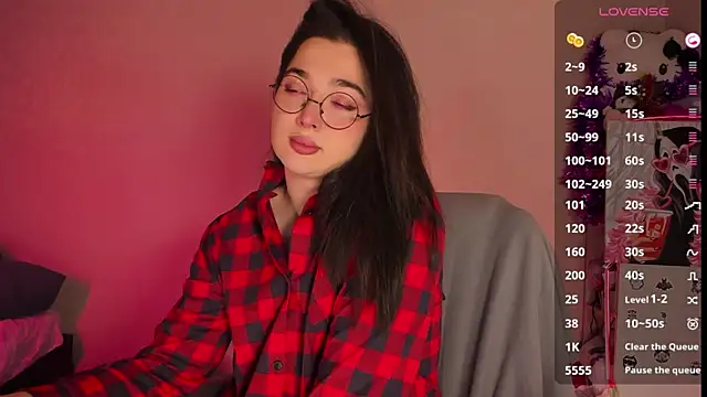 YsabellViveris online show from December 28, 2024, 8:48 am