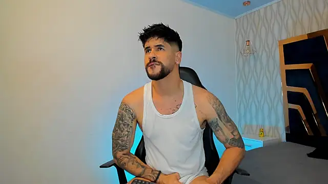 Snapshot of Petesevans chatting on November 27, 2025, 11:29 pm Petesevans online show from November 27, 2025, 11:29 pm