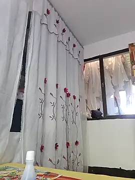 karlythothxh online show from October 25, 2025, 5:30 pm