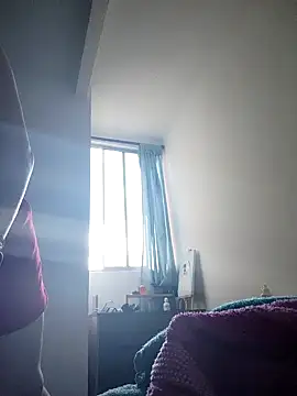 karlythothxh online show from January 7, 2026, 7:49 pm