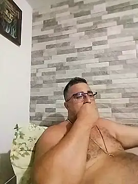 Snapshot of ADRIAN_ADI40 chatting on May 25, 2026, 6:14 pm ADRIAN ADI40 online show from May 25, 2026, 6:14 pm