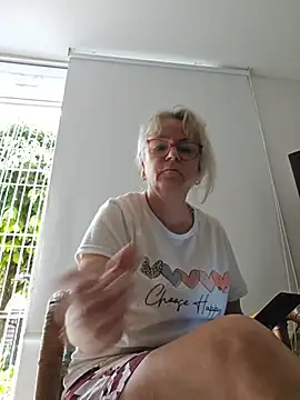 slutgold online show from October 18, 2025, 12:17 pm