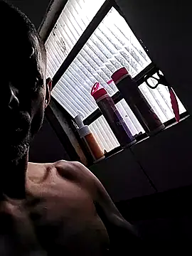 Snapshot of slpdc chatting on December 22, 2025, 11:18 am slpdc online show from December 22, 2025, 11:18 am