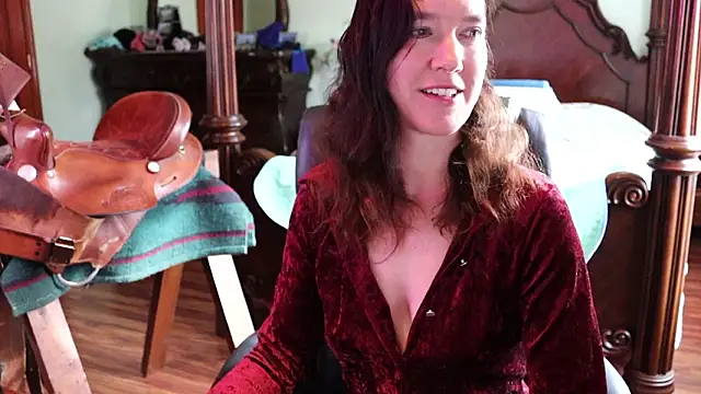 Snapshot of thornburyrose chatting on March 6, 2026, 9:11 pm thornburyrose online show from March 6, 2026, 9:11 pm