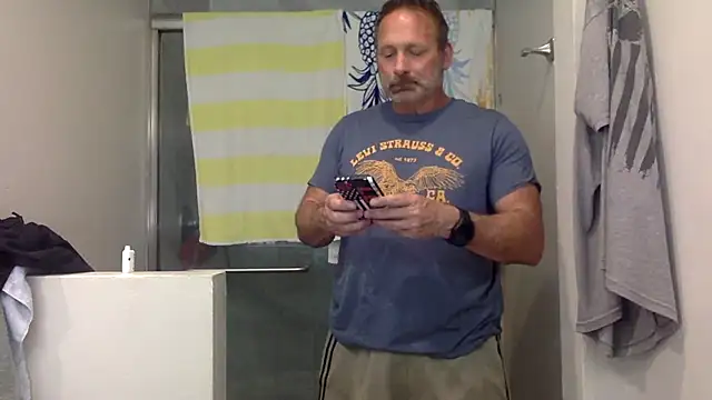 Bronco9602 online show from September 17, 2025, 6:53 pm