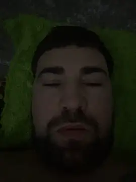 Miguelpm04 online show from December 17, 2025, 11:00 pm