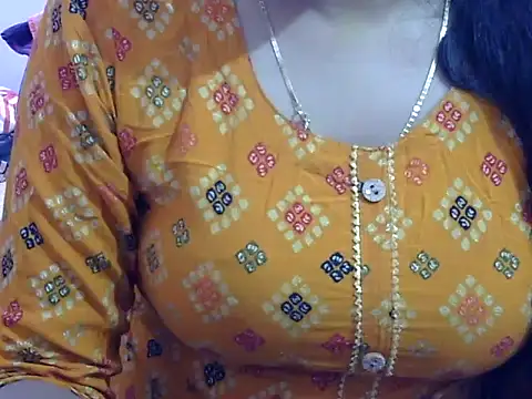 Snapshot of Your_wild_Dia chatting on November 23, 2025, 6:46 am Your wild Dia online show from November 23, 2025, 6:46 am