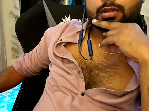 Snapshot of SHENOY3 chatting on May 9, 2026, 11:59 am SHENOY3 online show from May 9, 2026, 11:59 am