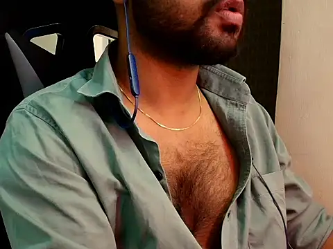 Snapshot of SHENOY3 chatting on May 12, 2026, 7:11 pm SHENOY3 online show from May 12, 2026, 7:11 pm