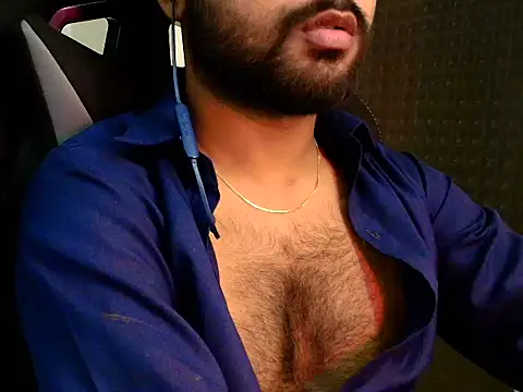 Snapshot of SHENOY3 chatting on May 17, 2026, 5:20 pm SHENOY3 online show from May 17, 2026, 5:20 pm