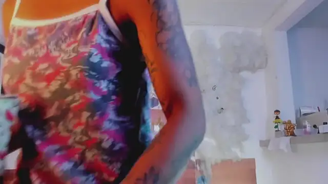 kelly thomson online show from January 23, 2025, 2:33 am