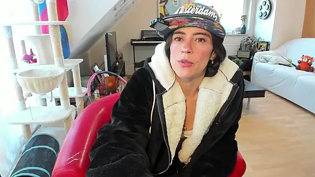 tinny williams online show from September 10, 2025, 6:24 am