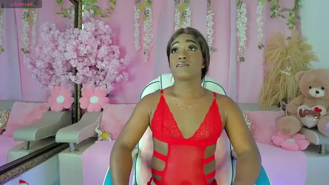 SammyGirlTS online show from October 22, 2025, 7:46 pm