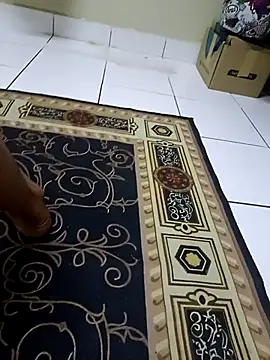 Snapshot of MrRight90 chatting on December 1, 2025, 4:56 pm MrRight90 online show from December 1, 2025, 4:56 pm