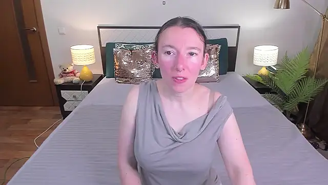 Snapshot of CatherineWalls chatting on July 16, 2026, 6:52 am CatherineWalls online show from July 16, 2026, 6:52 am