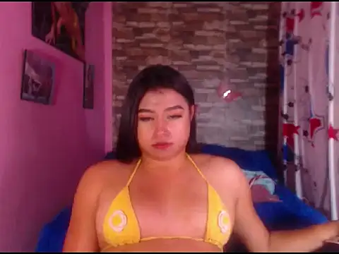 katrinawillff online show from January 8, 2025, 11:43 am