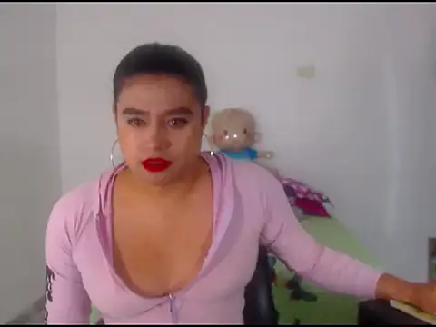 Snapshot of katrinawillff chatting on April 24, 2026, 5:21 am katrinawillff online show from April 24, 2026, 5:21 am