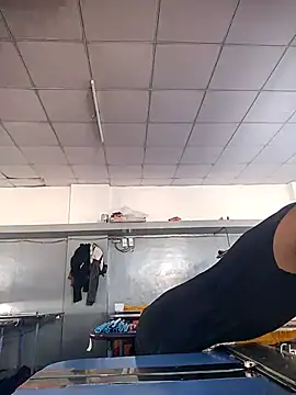 Aayankhan99 online show from December 17, 2025, 9:37 am