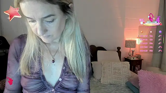 Snapshot of 1Sweetnina chatting on May 4, 2026, 9:11 pm 1Sweetnina online show from May 4, 2026, 9:11 pm
