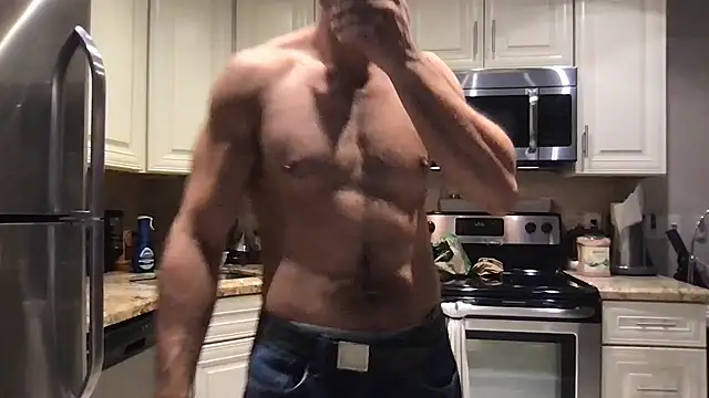 BigGuyMuscle online show from November 18, 2025, 4:55 pm