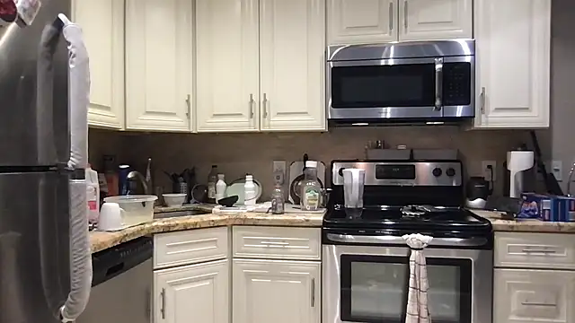 BigGuyMuscle online show from February 15, 2026, 9:00 pm