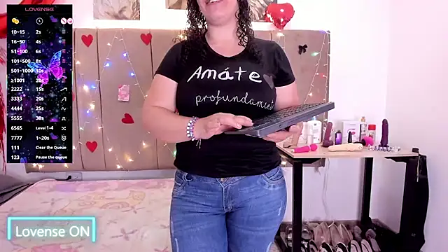 Zaly mature online show from November 6, 2025, 1:17 am