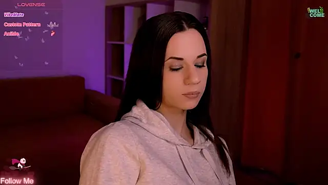 ItsAlisia online show from April 2, 2026, 5:38 am