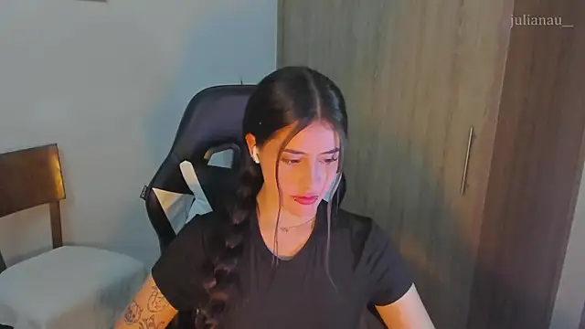 iriswest  online show from December 16, 2024, 12:04 am