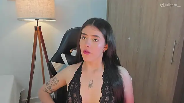 iriswest  online show from February 15, 2025, 11:47 pm