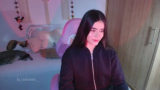 iriswest  online show from March 24, 2026, 11:54 pm