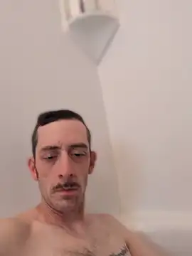 Snapshot of ednygma18626 chatting on June 18, 2026, 10:14 pm ednygma18626 online show from June 18, 2026, 10:14 pm