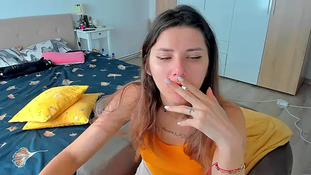 marie marie03 online show from March 16, 2026, 6:28 am