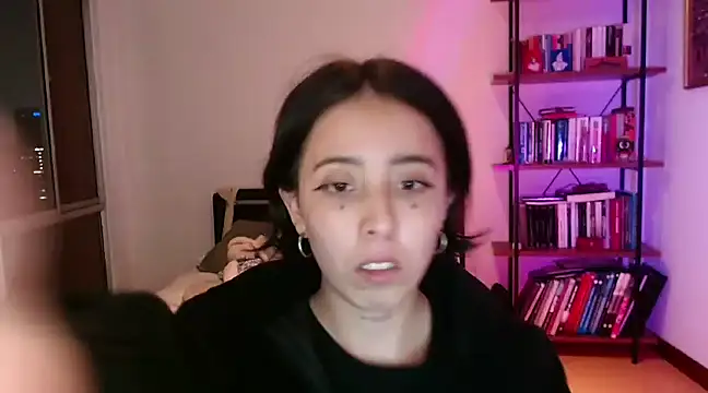 babyluna 8 8 online show from February 27, 2025, 5:45 am