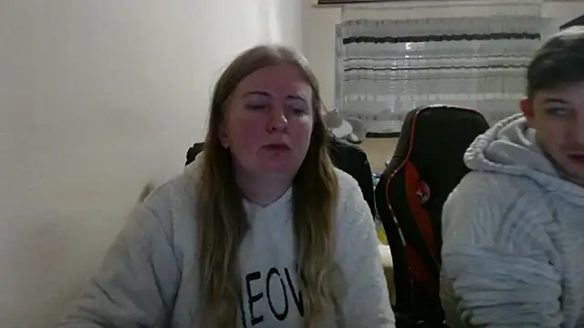 Snapshot of PeterAndJen chatting on December 13, 2025, 8:04 pm PeterAndJen online show from December 13, 2025, 8:04 pm