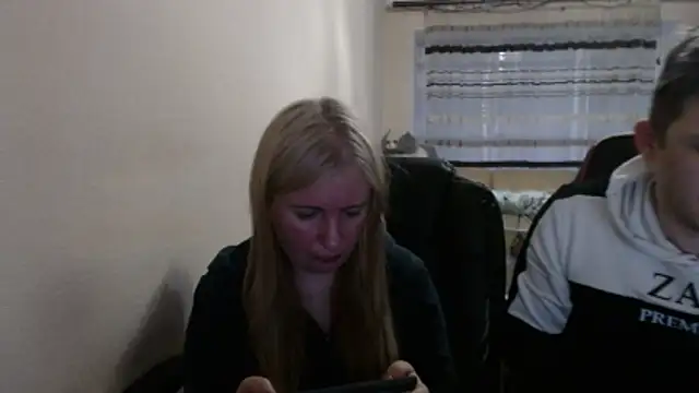 PeterAndJen online show from May 4, 2026, 6:04 pm